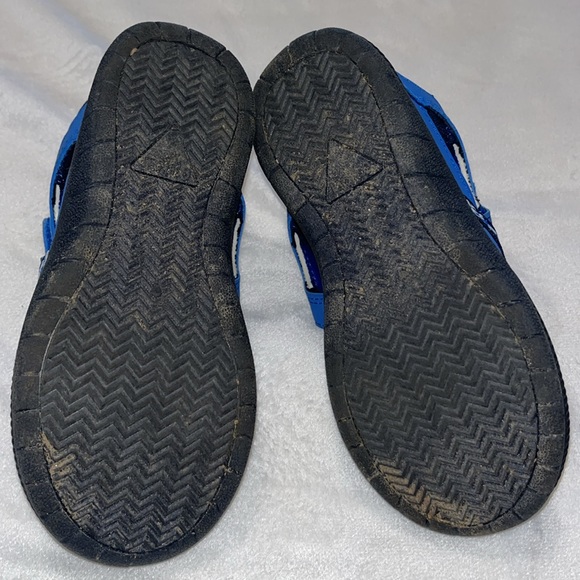 Oshkosh B’gosh Kids Sandals - Picture 3 of 5